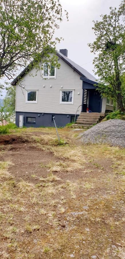 Apartamento Hus Pa Bakken Skaland Exterior foto
